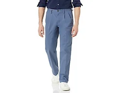 Amazon Essentials Men's Classic-Fit Wrinkle-Resistant Pleated Chino Pant, Indigo Blue, 29W x 34L
