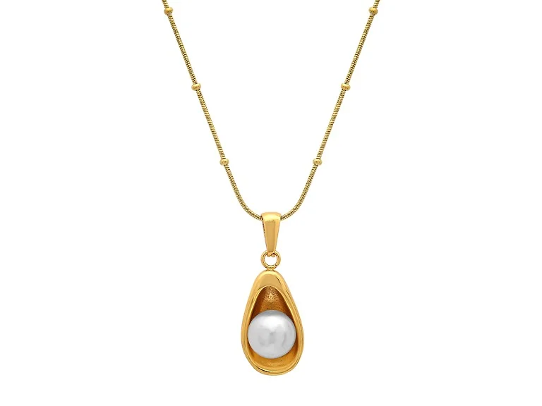 18K Gold Plated Pendant with Pearl
