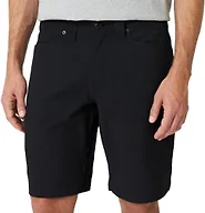 Amazon Basics Men's Relaxed Fit Hybrid Utility Workwear Shorts, Black, 36
