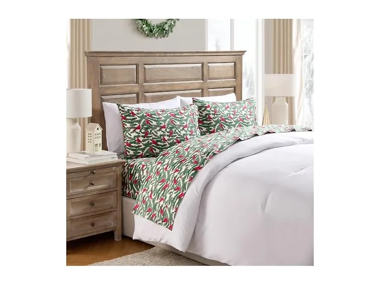 Hallmark - Holiday Sheets, 4-Piece Sets