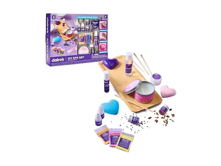 Claire’s DIY Bath Bomb & Scented Candle Making Set