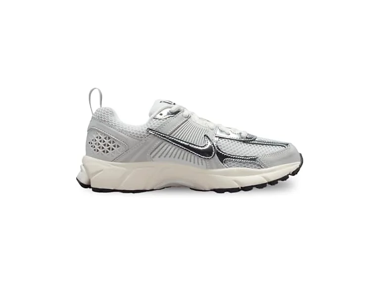 Nike Vomero 5 Big Kids' Shoes (Photon