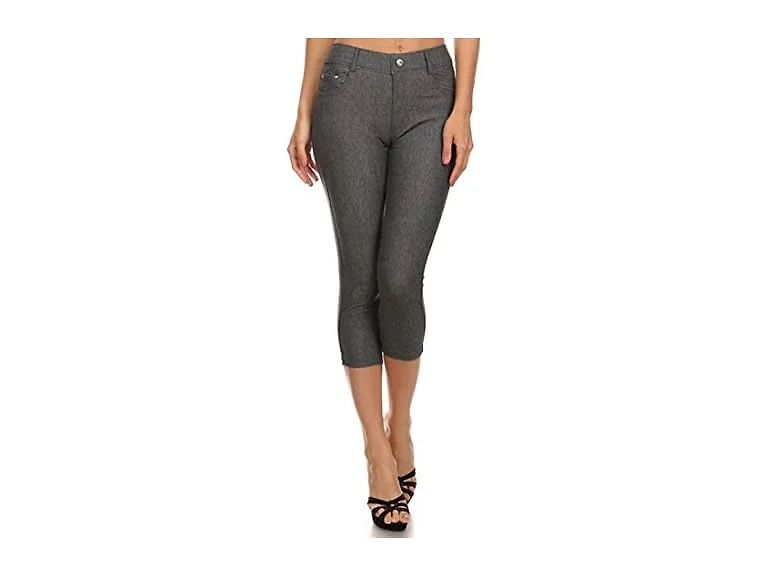 Yelete Women (M) Classic Solid Capri