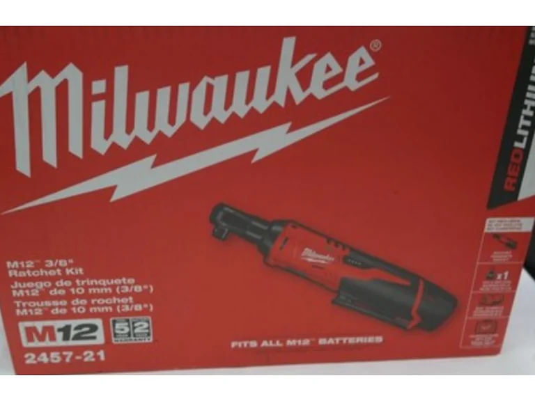 Milwaukee 2457-21 3/8-in Cordless M12 Ratchet Kit