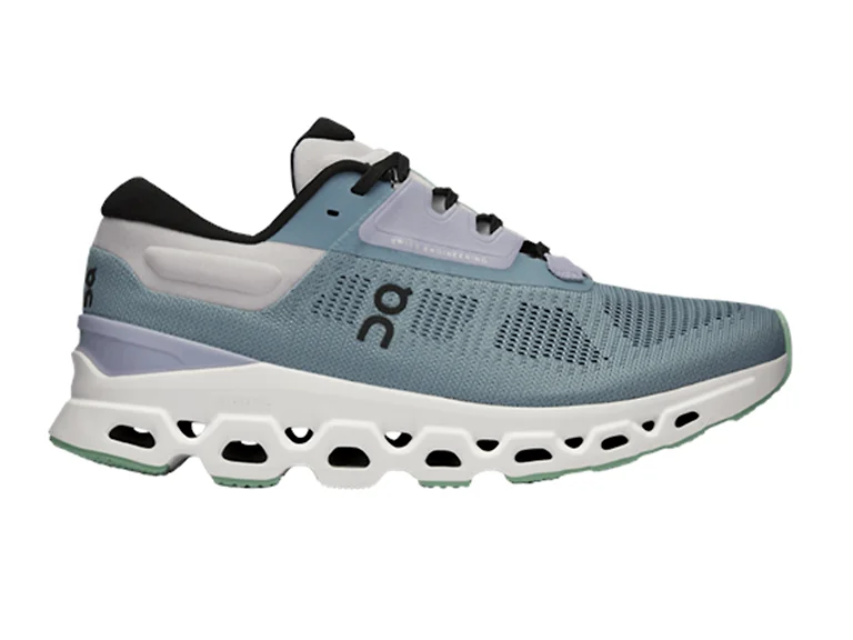 On Running Cloudstratus 3 Women's Shoes