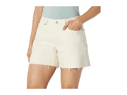 Amazon Essentials Women's Low Stretch Mid-Rise Regular-Fit Jean Short, Ecru, 0