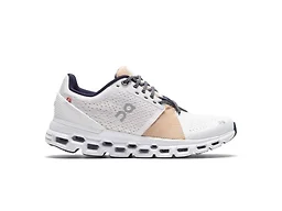 On Running 29.99771 6.5 On Running Cloudstratus Women's Shoes White/Almond