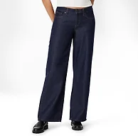 Amazon Essentials Women's Ultra Soft Low-Rise Wide Leg Jean, Rinse Denim, 8