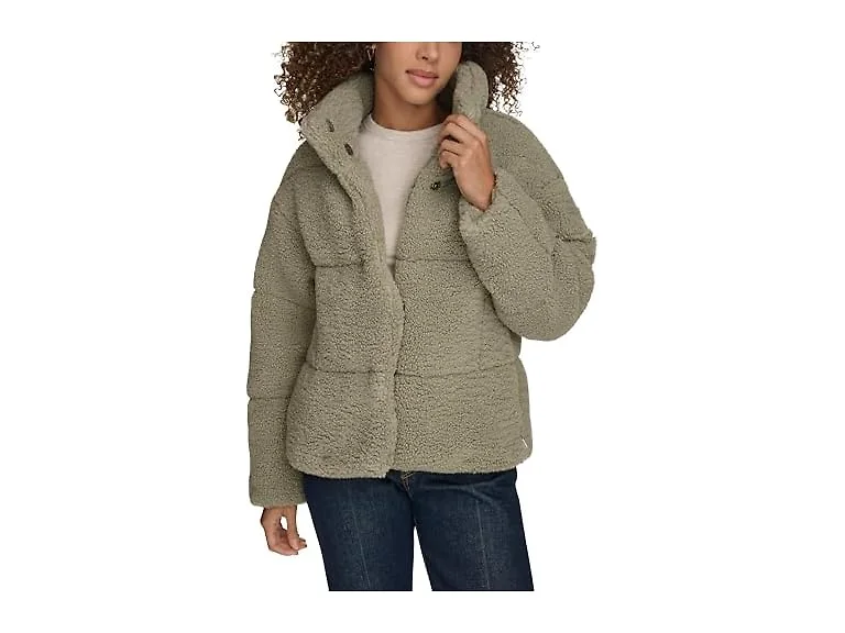 Levi's Women's Quilted Teddy Coat (Small)
