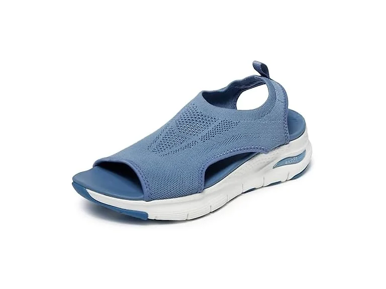 Skechers Women's Arch Fit City Catch Knit Slip On
