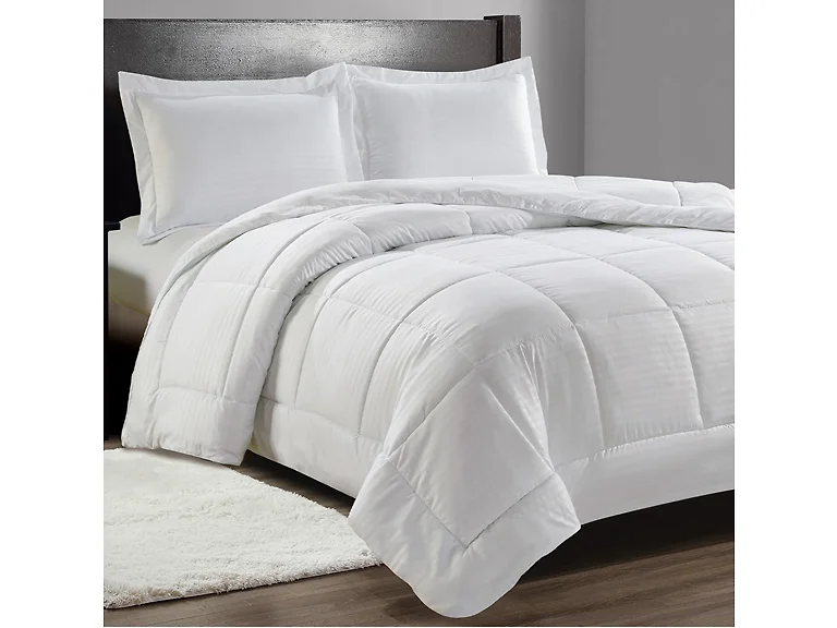 Luxurious 3-Pc Comforter Set All-Season Bedding