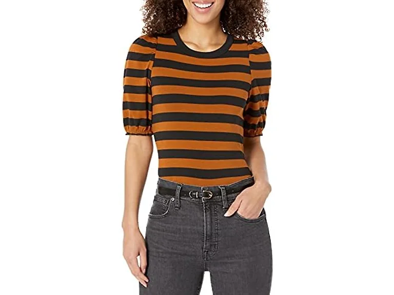 Amazon Essentials Women (M) T-shirt Placed Stripe