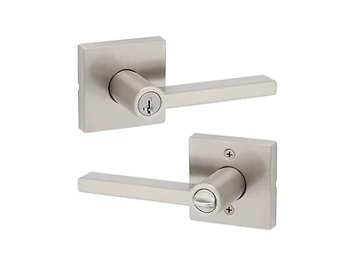 Halifax Entry Door Handle w/ Lock & Key