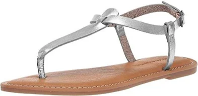 Amazon Essentials Women's Casual Thong Leather Sandal with Ankle Strap, Wide Width Available, Silver, 9.5