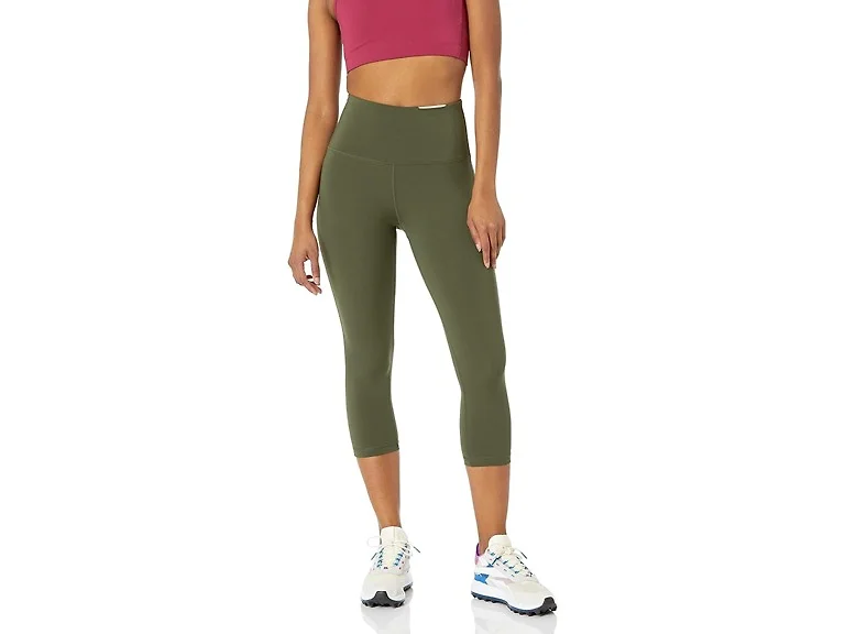 Amazon Essentials Women's Exercise Capri Leggings
