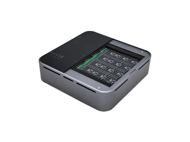 4-Bay USB4.0 NVMe SSD Docking Station