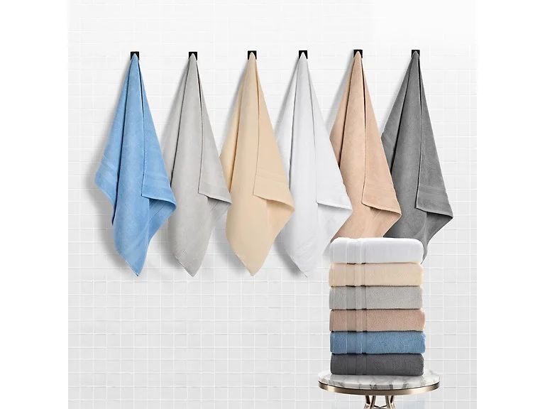 Kathy Ireland 8 Pc Plush Bath Towels (Open Box)