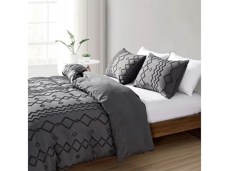 2000TC Tufted 3-Piece Duvet Cover Set