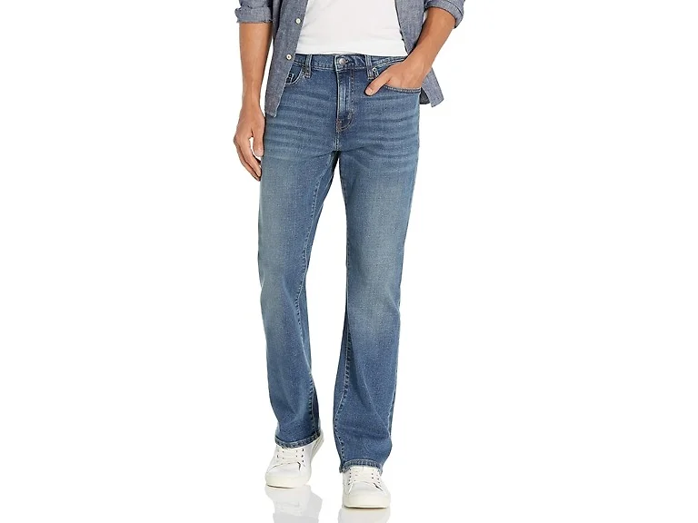 Amazon Essentials Men's Straight-Fit Bootcut Jean