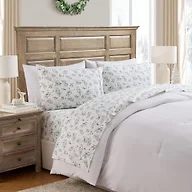 Hallmark - Holiday Sheets, 4-Piece Soft Brushed Cotton Sheet Set with Matching Pillowcase (Leafage White/Green, Full)