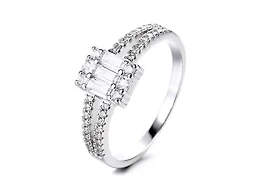 AAA IGT-DAAS-DRBS7345-8 8 Multi Cut Crystal Engagement Ring 