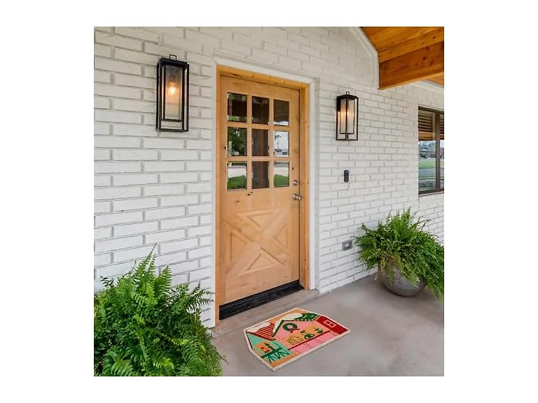 Hallmark Holiday Doormat Snowy Cottage