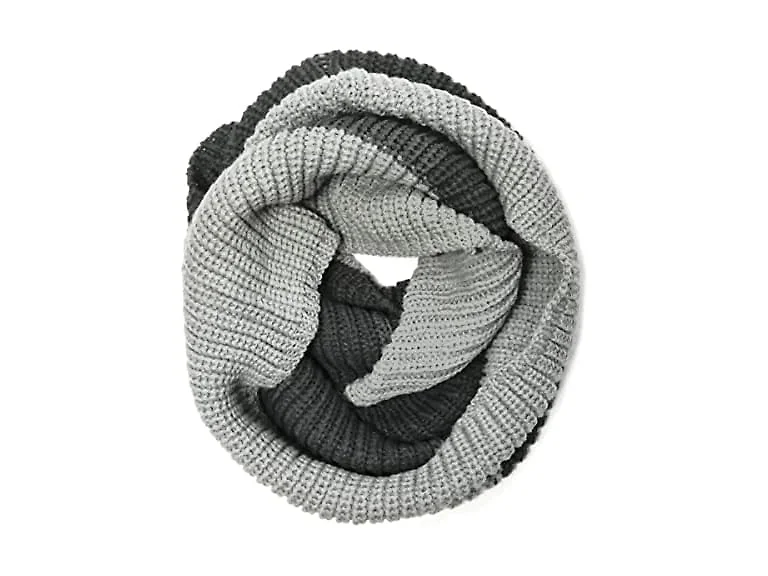 Wrapables (OS) Thick Knitted Winter Scarf