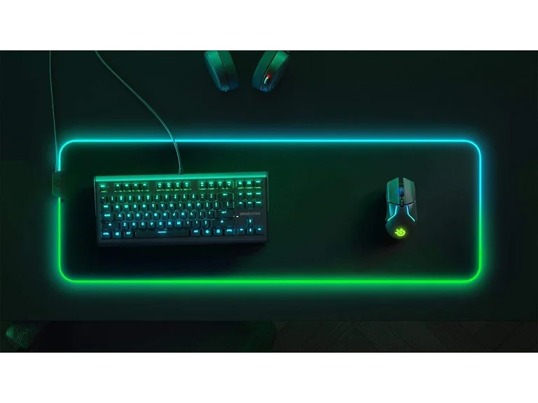 QCK Prism Cloth Gaming Mouse Pad