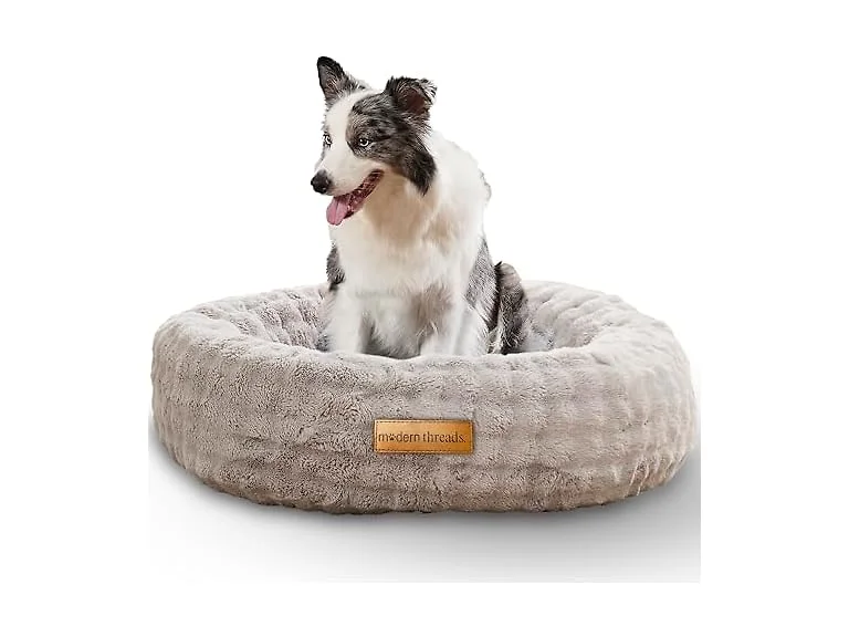Modern Threads Calming Donut Dog Bed, Grey