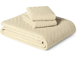Amazon Basics Brushed Microfiber Quilt Set, Extra Soft with Natural Texture, 3-Piece, King, Beige