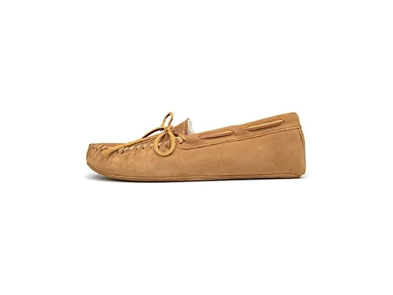 Minnetonka Women's Sheepskin Soft Leathe