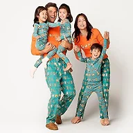 Amazon Essentials Disney | Marvel | Star Wars Men's Soft & Comfortable Flannel Pajama Sleep Sets, Festive Marvel, Medium